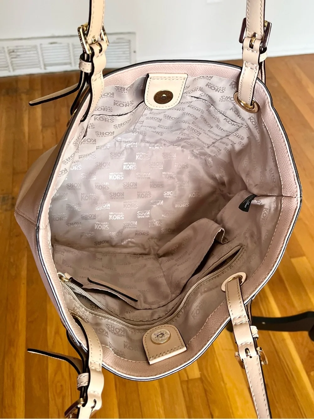 Michael Kors pink leather tote - Picture 14 of 16